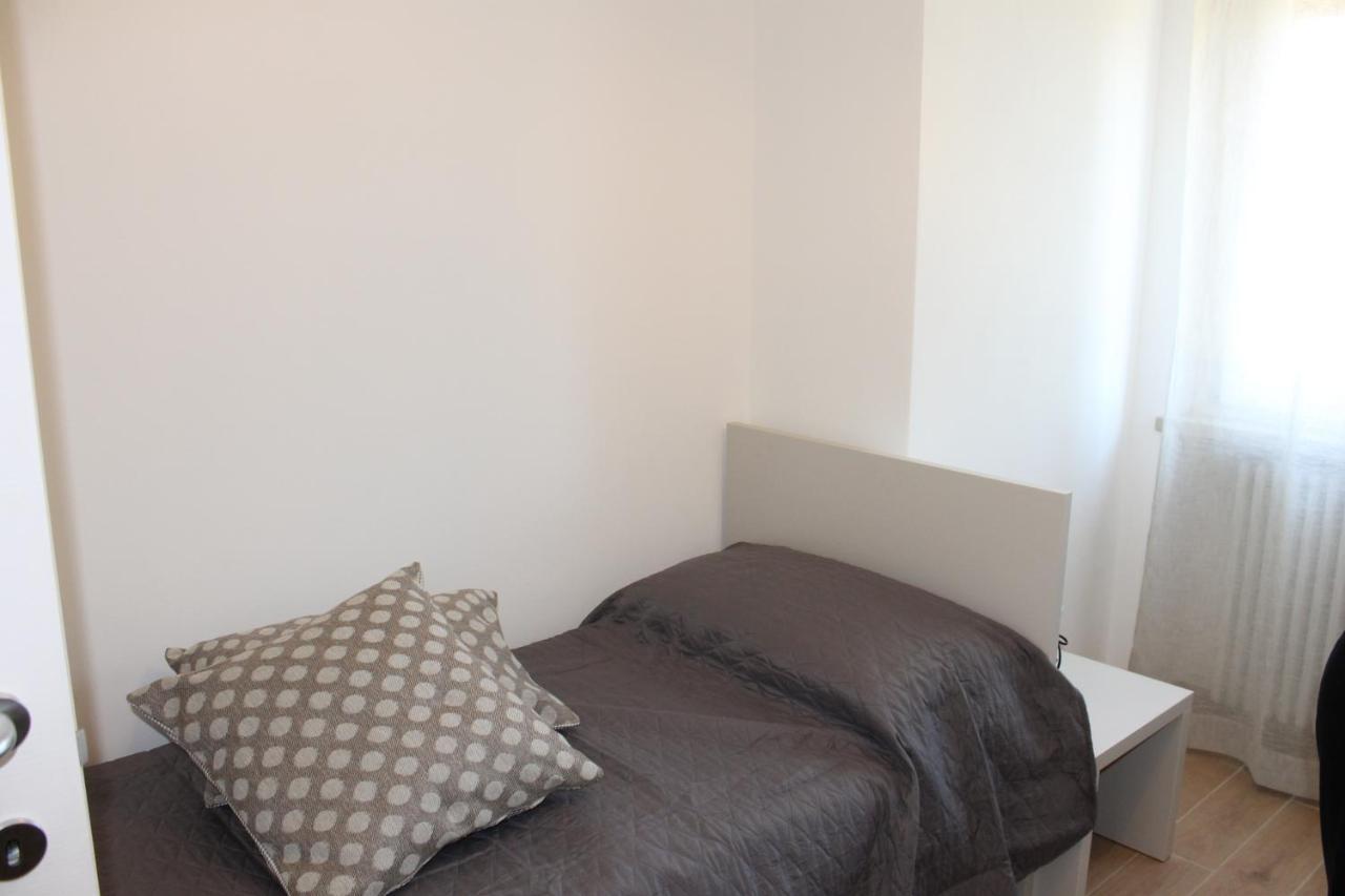 Poggio Di Pastrengo Apartment ภายนอก รูปภาพ